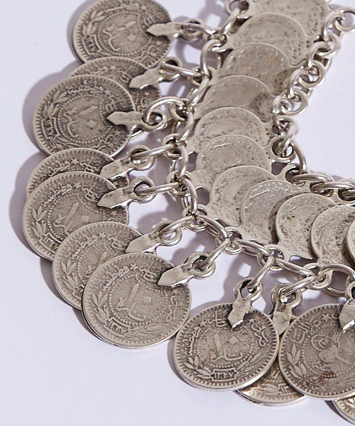 The LIRA Bracelet