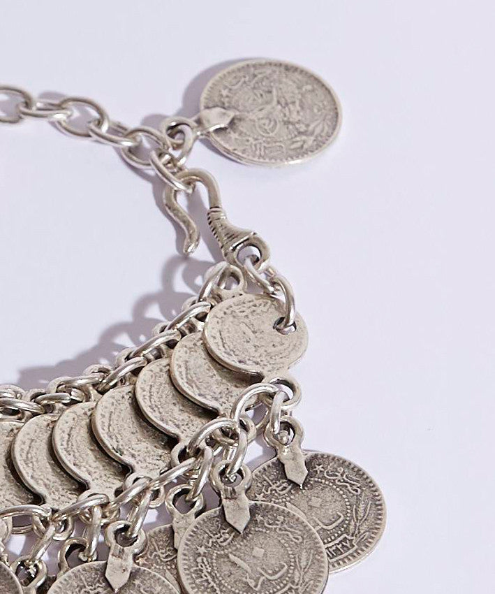 The LIRA Bracelet