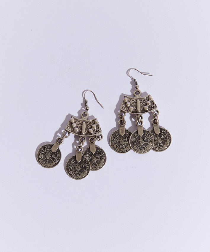 The LIRA GRAND Earring