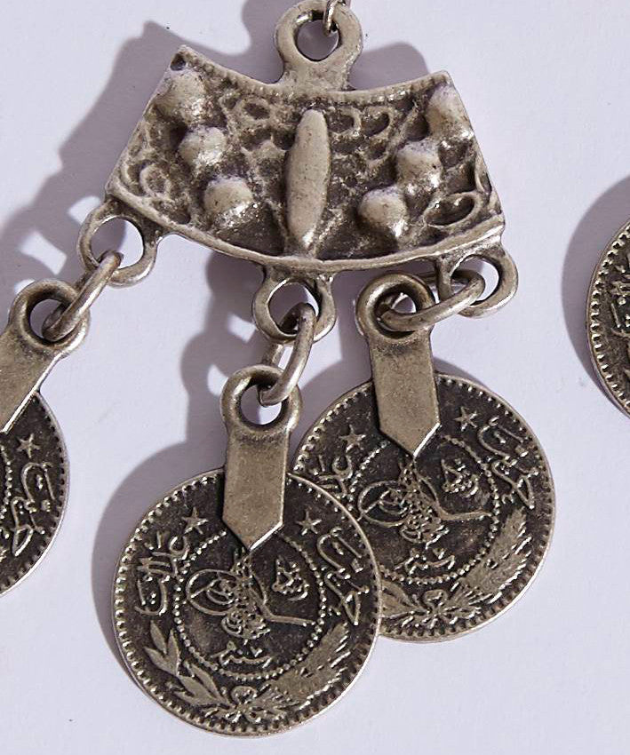The LIRA GRAND Earring