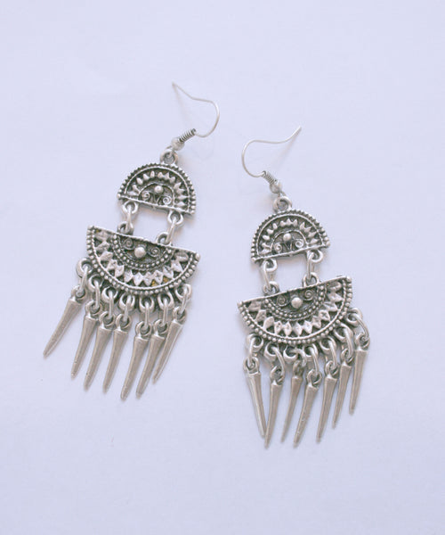 The CYDNEY Earring