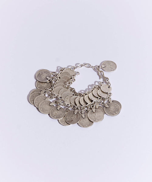 The LIRA Bracelet